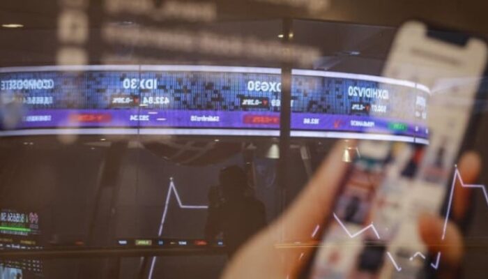 IHSG Terus Melaju, Investor Cermati Sentimen Global