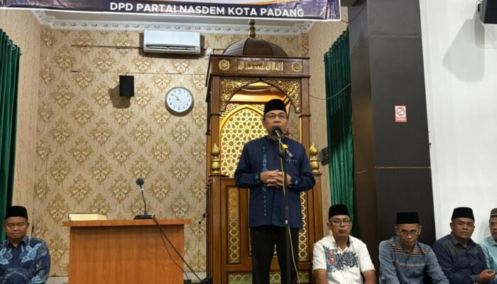 NasDem Padang Aktifkan Masjid, Dukung Program Smart Surau