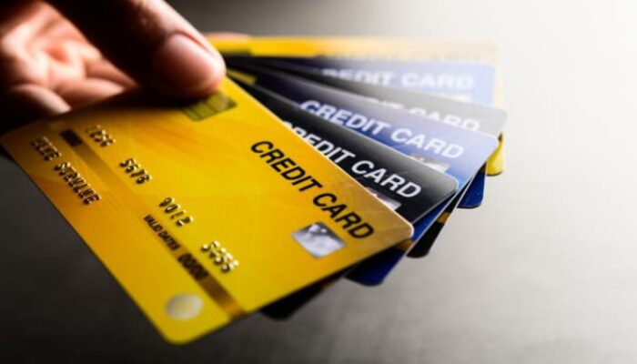 Trump Batasi Bunga Kartu Kredit, Bank Bersiap?