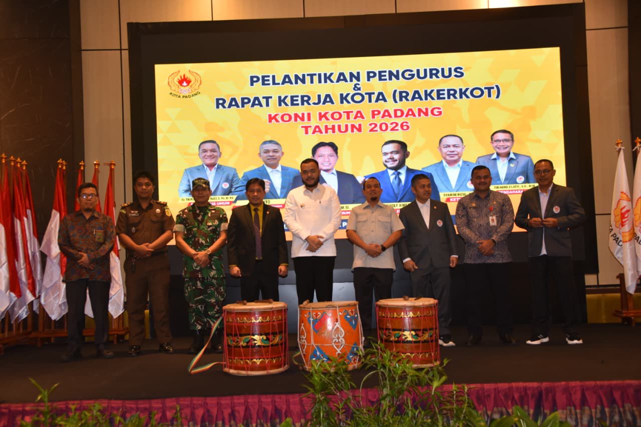 pelantikan-koni-padang,-pesan-fadly-amran:-selesaikan-pekerjaan-rumah