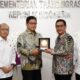 wamentrans-dorong-industrialisasi-jagung-kawasan-transmigrasi-mutiara