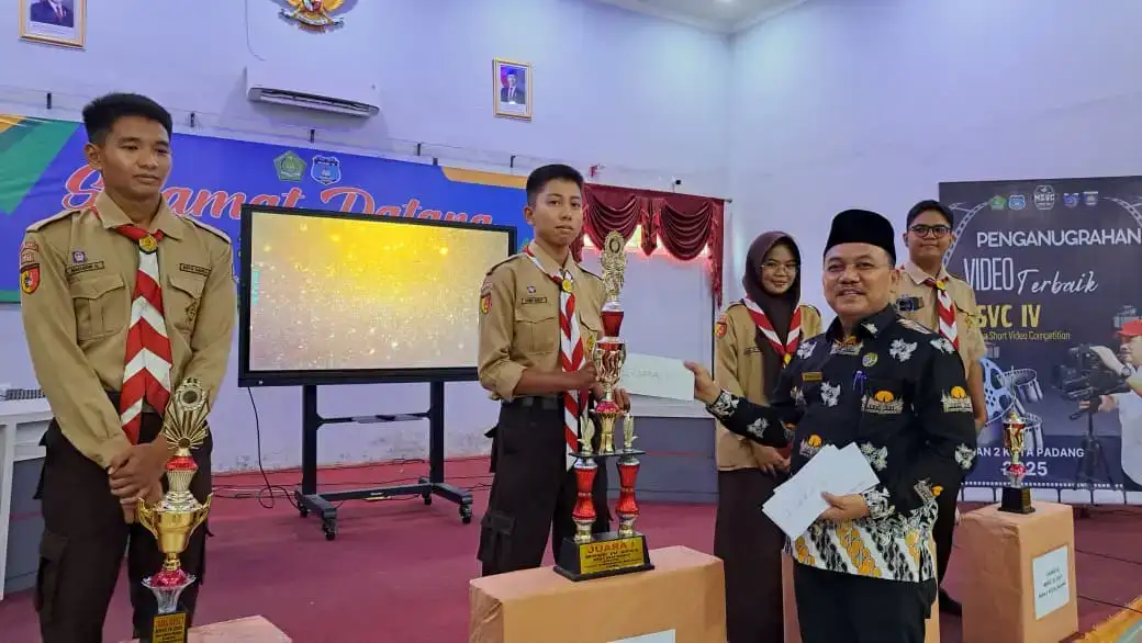selain-trofi-dan-hadiah,-pemenang-msvc-iv-dapat-bonus-dari-kepala-man-2-padang