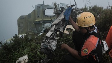 kemenhub-pastikan-pesawat-atr-jatuh-di-gunung-bulusaraung-laik-terbang