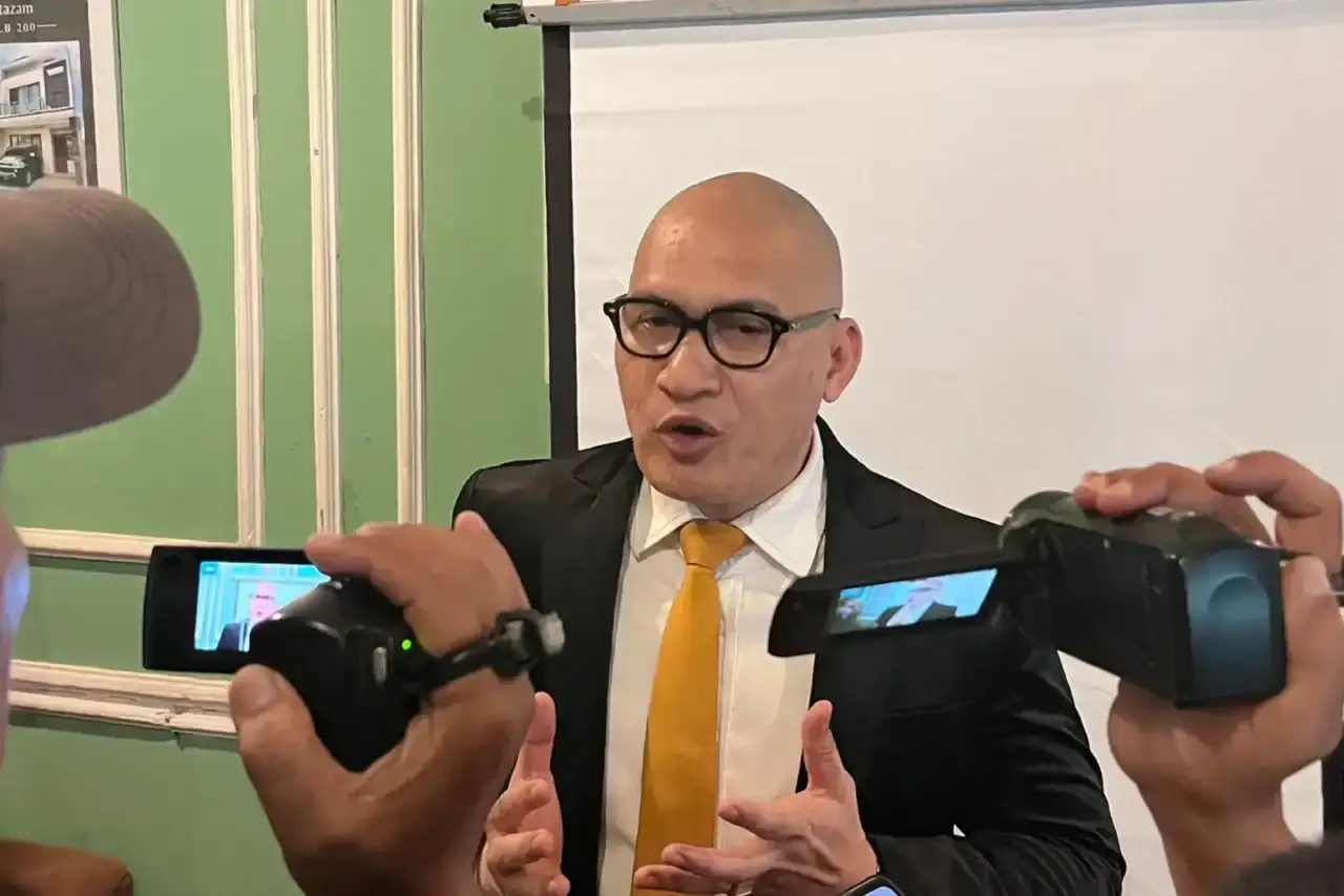 kasus-kmk:-kuasa-hukum-tegaskan-tak-ada-kerugian-negara,-utang-sudah-diselesaikan