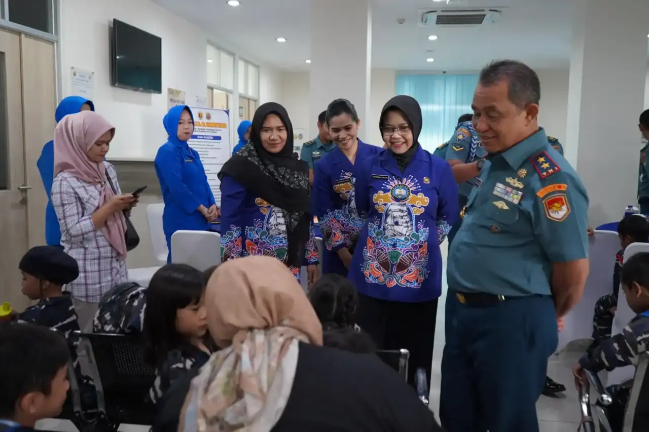 hadiri-syukuran-hut-ke-79-yayasan-hang-tuah,-dankodaeral-ii-tinjau-bhakti-kesehatan-gigi-para-siswa-tk-hang-tuah