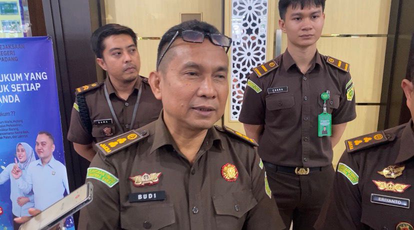 3-kali-mangkir-panggilan-kejari-padang,-tersangka-beni-saswin-berpotensi-masuk-dpo