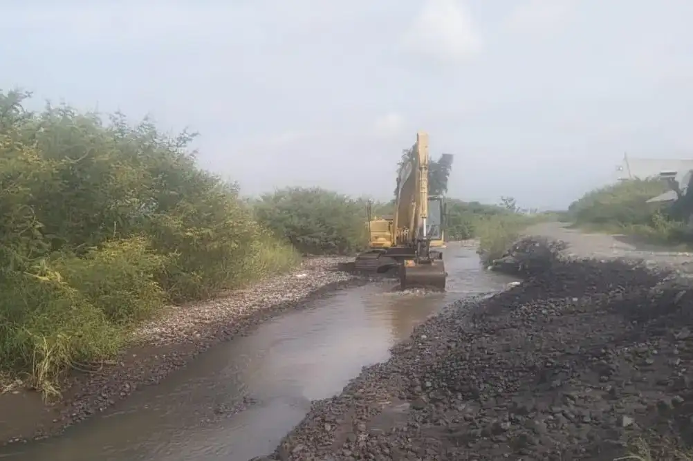 kementerian-pu-dan-adhi-percepat-penanganan-sungai-pascabanjir-di-sumatera-barat