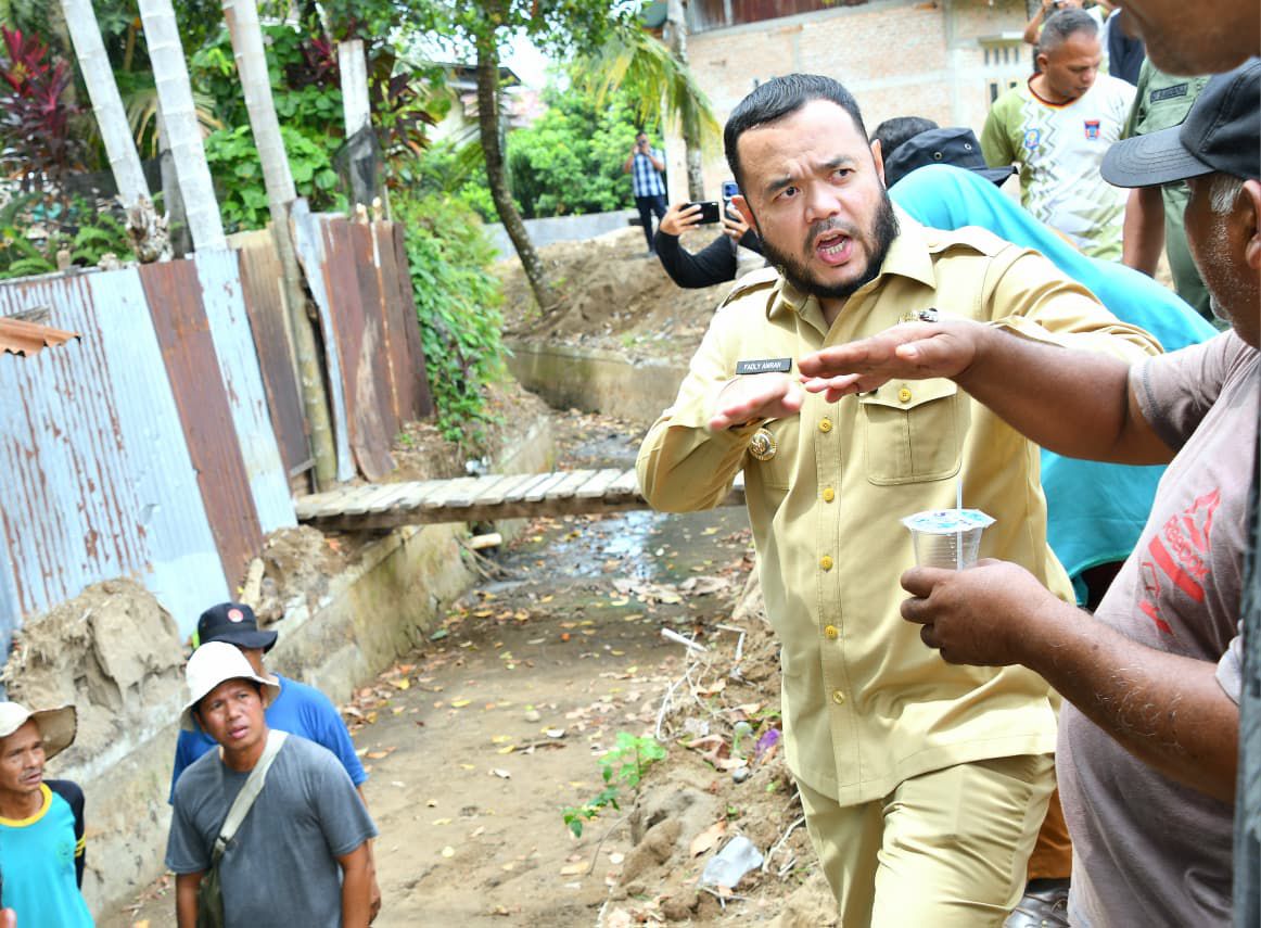 krisis-air-warga-padang,-wako-fadly-amran-prioritaskan-perbaikan-jaringan-irigasi