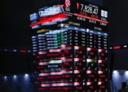 ihsg-anjlok,-bei-bekukan-perdagangan-saham-dua-hari-berturut-turut