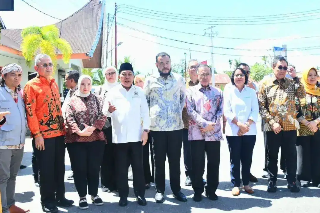 komisi-ix-kunjungi-rsud-dr.-rasidin,-wako-padang-fadly-amran-harapkan-penguatan-fasilitas 