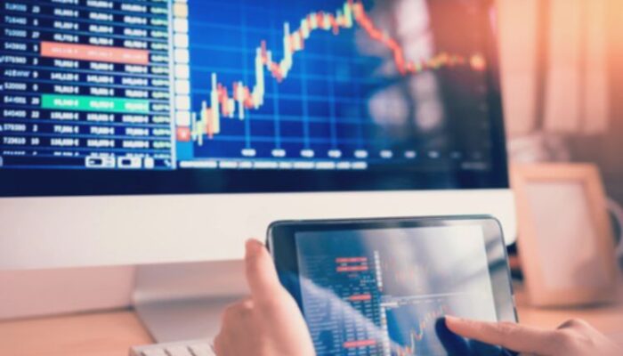 IHSG Bidik 9.000: Peluang dan Risiko Tekanan Jual Saham