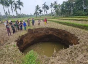 Sinkhole Situjuah Batua Jadi Magnet Wisata Dadakan, MUI Sumbar Waspadai Potensi Syirik