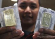 Harga Emas Antam Hari Ini: Turun Rp 14.000, Cek Harga Terbaru!