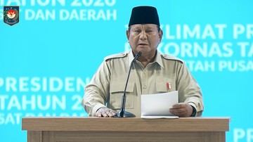 prabowo-tegaskan-bekerja-untuk-rakyat:-buktinya,-mbg-sampai-ke-sumbar