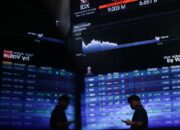 IHSG Bangkit, Sektor Unggulan Beri Sinyal Positif