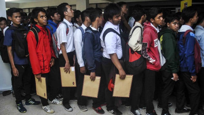 bps-klaim-jumlah-pengangguran-turun-jadi-7,35-juta-orang,-cek-datanya