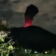 erupsi-gunung-marapi-;-dentuman-tengah-malam,-semburkan-abu-dan-lava-pijar
