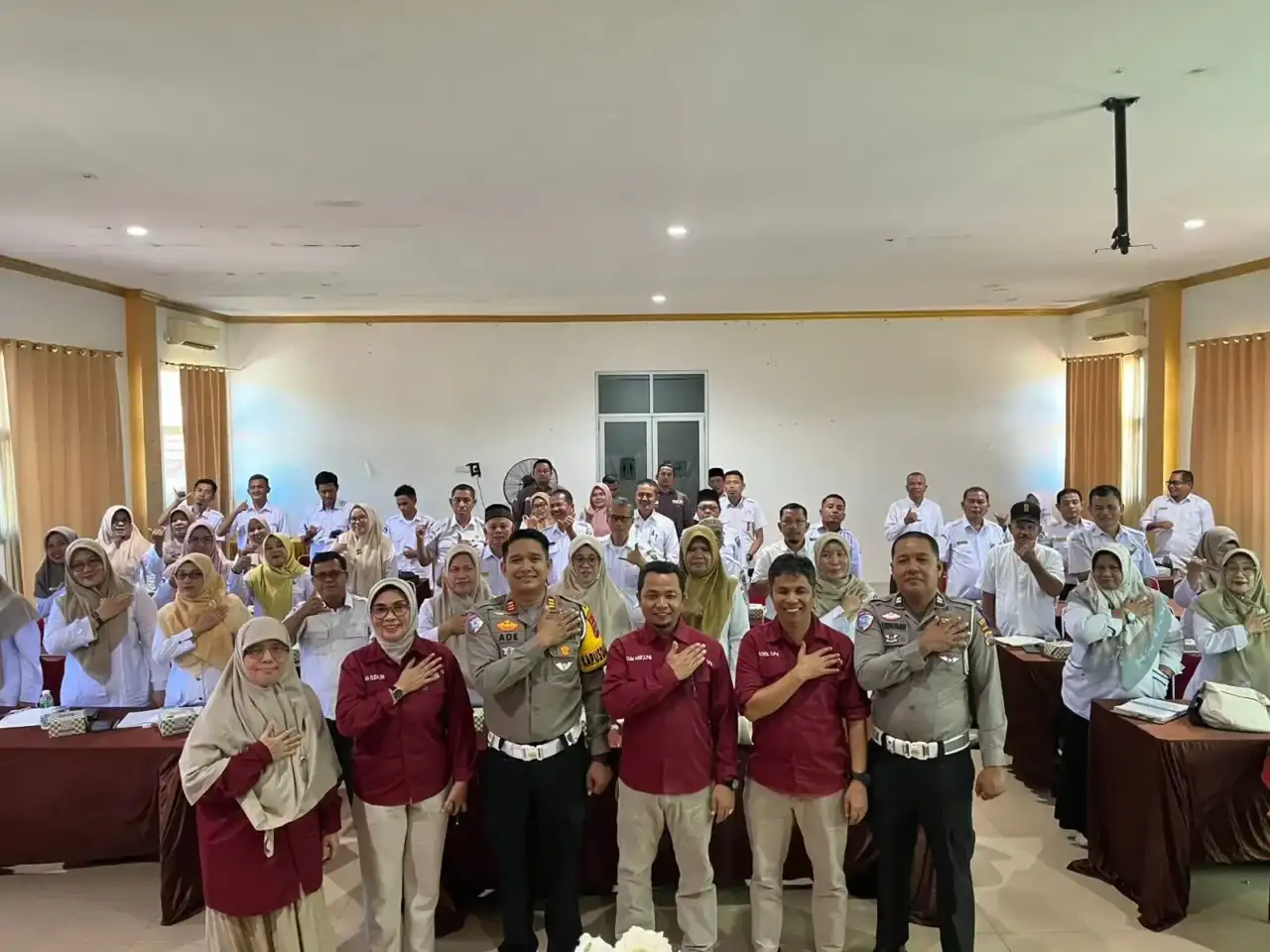 kasat-lantas-polres-pessel-ajak-pelajar-sebarkan-virus-tertib-berlalu-lintas