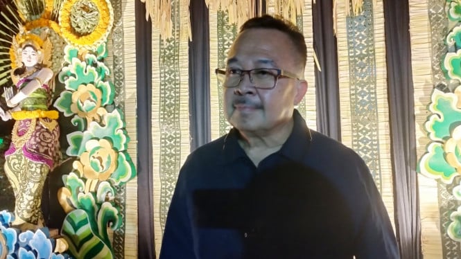 rhenald-kasali-soroti-ancaman-komunikasi-publik:-ketika-hoax-menang-dari-fakta