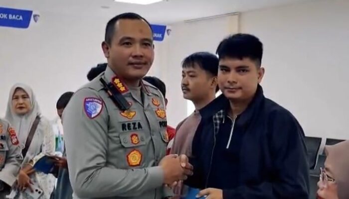 Polda Sumbar Bantu Urus Dokumen Kendaraan Korban Bencana