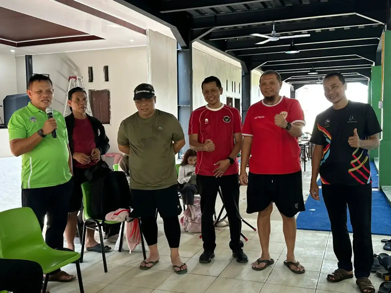 pelti-sumbar-gagas-turnamen-tenis-regional-;-jambi,-sumatera-barat,-riau-dan-kepulauan-riau