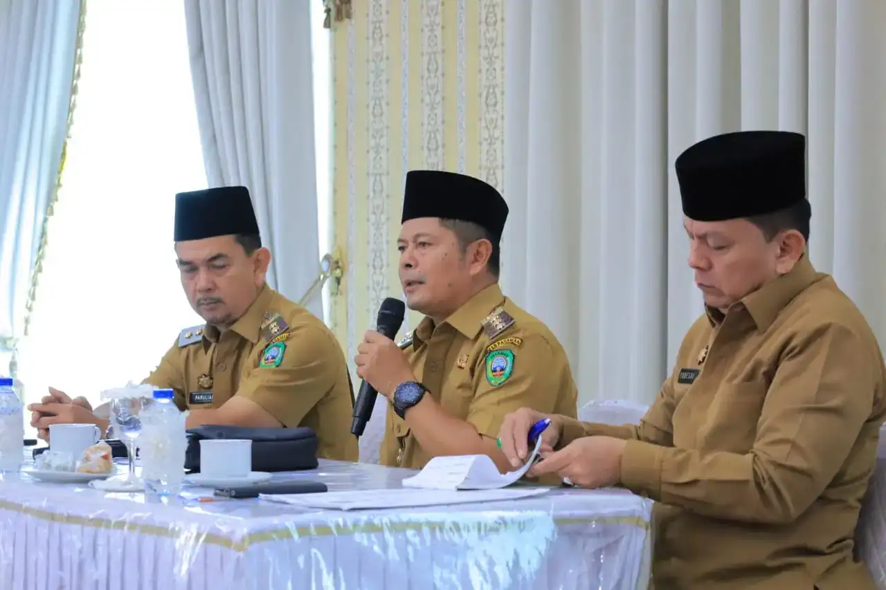 bupati-welly-suhery-kritik-kondisi-lingkungan-kerja,-pastikan-harus-nyaman