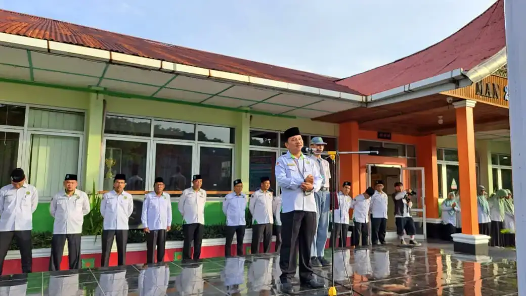 ahmad-asdi:-kesuksesan-man-2-padang-ditentukan-banyaknya-siswa-masuk-ptn
