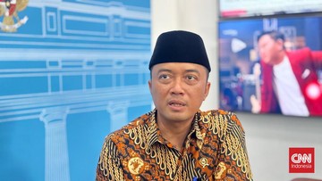 istana-respons-kritik-pemerintah-masuk-ranah-swasta:-salahnya-di-mana?