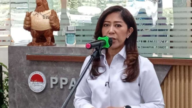 meutya-hafid:-229-juta-pengguna-internet-bukan-sekadar-pasar,-platform-wajib-patuh-hukum-ri