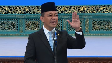 pencabutan-izin-tambang-emas-martabe-dikaji,-bahlil-bantah-ada-lobi