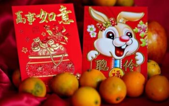 Angpao Imlek: Simbolisme Merah Membawa Berkah, Usir Roh Jahat