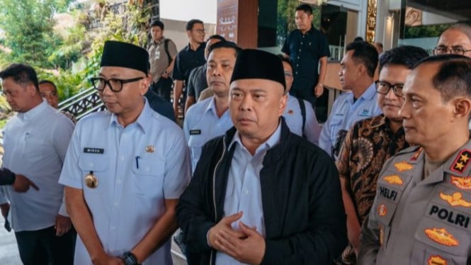 siapkan-5-jalur-penyeberangan-lintas-jawa-sumatera-periode-lebaran-2026,-menhub-dudy-wanti-wanti-operator-pastikan-ini