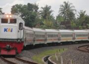 KAI Layani Ratusan Ribu Penumpang Saat Libur Imlek