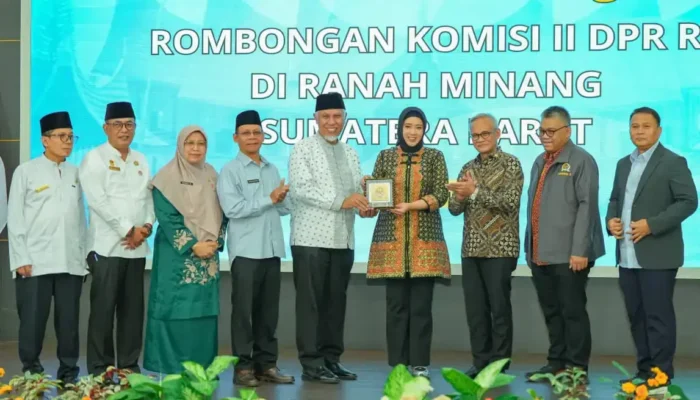 Sumbar Desak TKD Cair, DPR RI Janjikan Dukungan