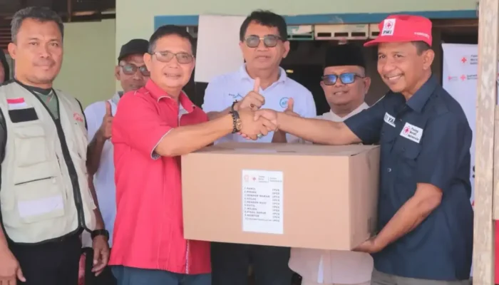 PMI Gerak Cepat, Bantu Warga Padang Bangkit Kembali