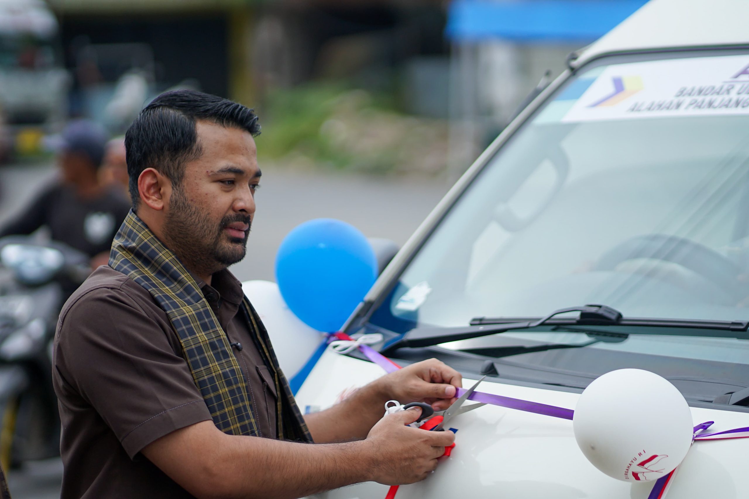 wisata-solok-selatan-kian-terhuhbung,-zigo-rolanda-resmikan-damri-rute-seribu-rumah-gadang-alahan-panjang 