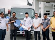 Solok Terima Bus Sekolah, Bahas Infrastruktur dan Sampah