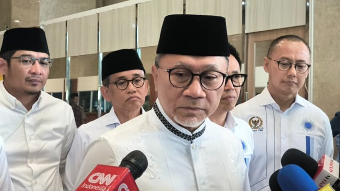 stabilkan-pasokan,-zulhas-dorong-kopdes-merah-putih-aktif-serap-hasil-pangan