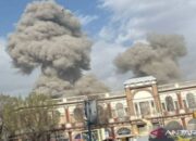 ekonom:-serangan-israel-ke-iran-bisa-dorong-harga-minyak-tembus-100-dolar-as-per-barel