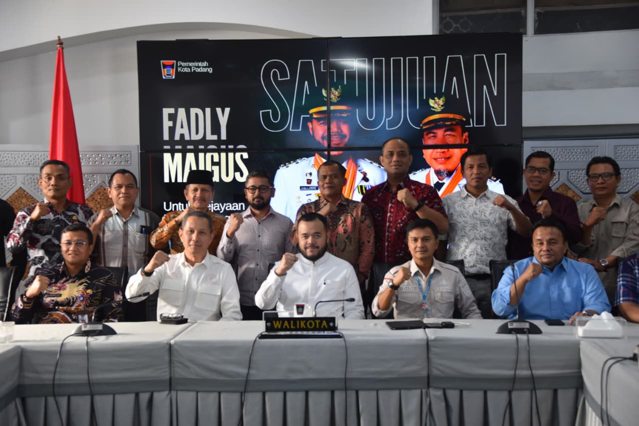 sejumlah-perguruan-tinggi-dukung-progul-padang-juara