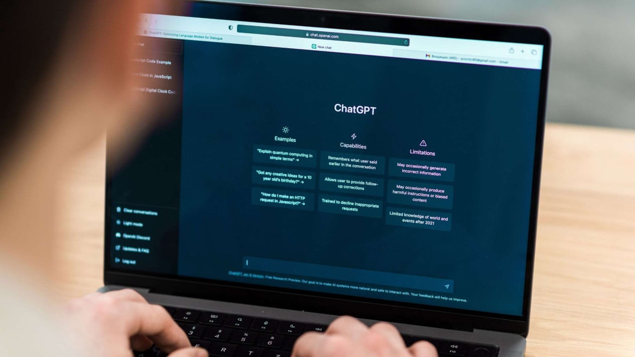 daftar-aplikasi-ai-pengganti-chatgpt-yang-diboikot,-anda-minat-migrasi-ke-mana?
