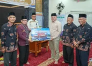 safari-ramadhan-di-padang,-sekdaprov-sumbar-serahkan-bantuan-untuk-masjid-dan-32-panti-sosial