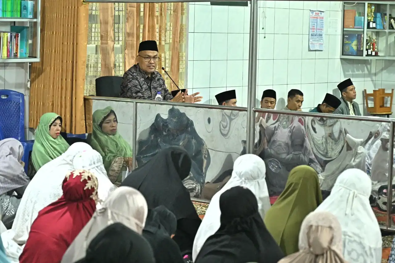safari-ramadan-di-padang-panjang,-sekda-sumbar-tekankan-silaturahmi-dan-penguatan-pendidikan-berkarakter