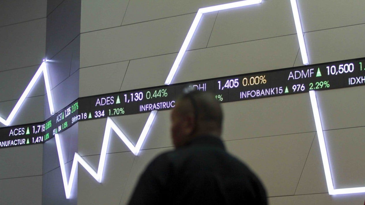 peluang-ihsg-rebound-terbuka-usai-merosot-tajam,-analis-jagokan-5-rekomendasi-saham-potensial-cuan-ini