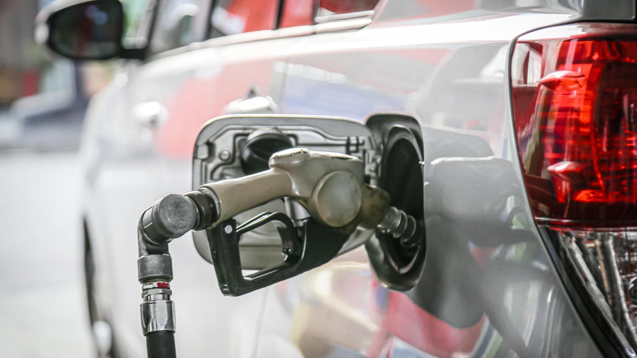 dampak-perang-iran-vs-israel-as-mulai-terasa,-harga-bbm-ikut-melonjak