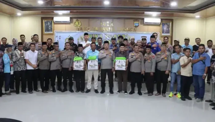 Kapolres Pasbar Bangun Kemitraan, Wartawan Apresiasi Lewat Buka Puasa