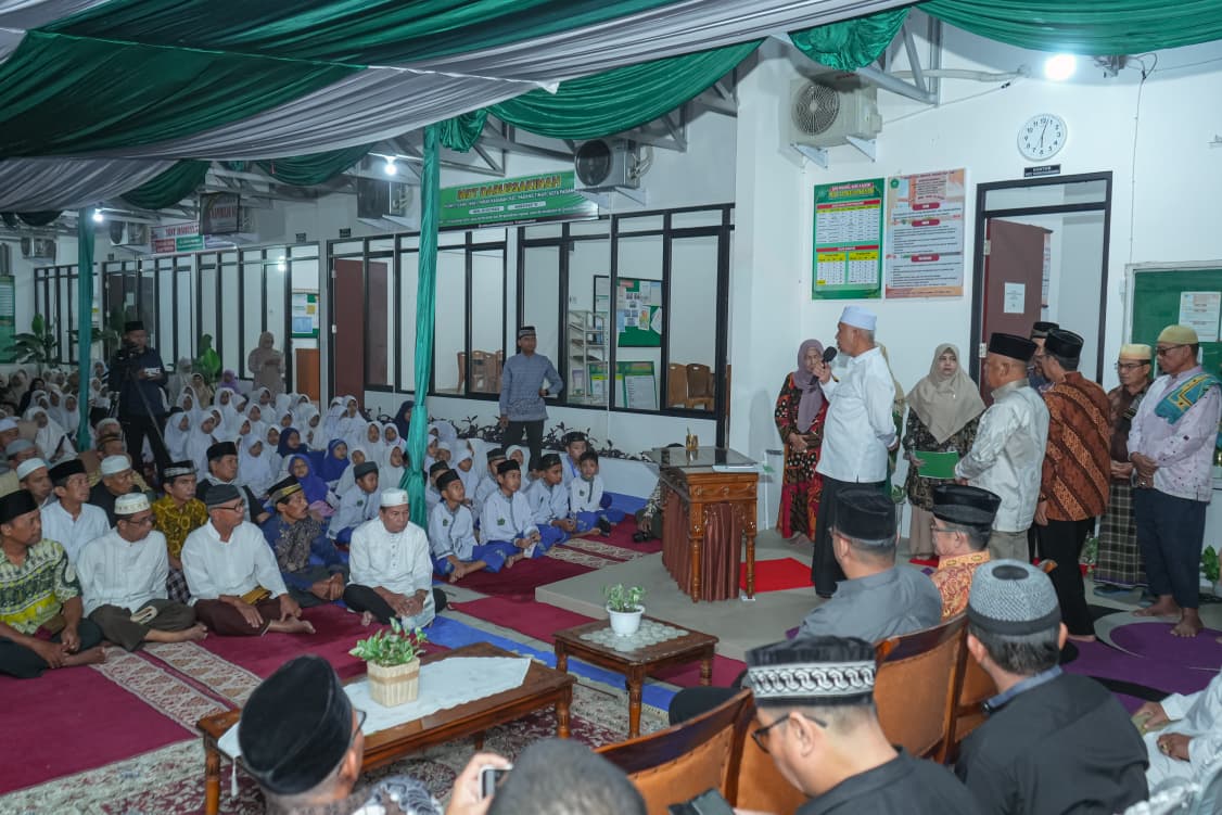 resmikan-mdt-darussakinah,-gubernur-mahyeldi:-penting-membangun-generasi-berakhlak
