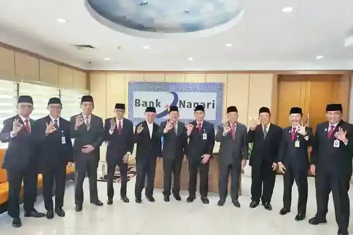 suryadi-asmi-:-mantan-direksi-yakin-bank-nagari-bertransformasi-dengan-kemajuan-digital-dan-teknologi