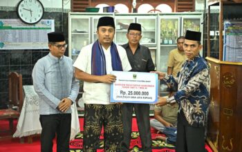Wagub Sumbar Safari Ramadan, Serahkan Bantuan, Pererat Silaturahmi