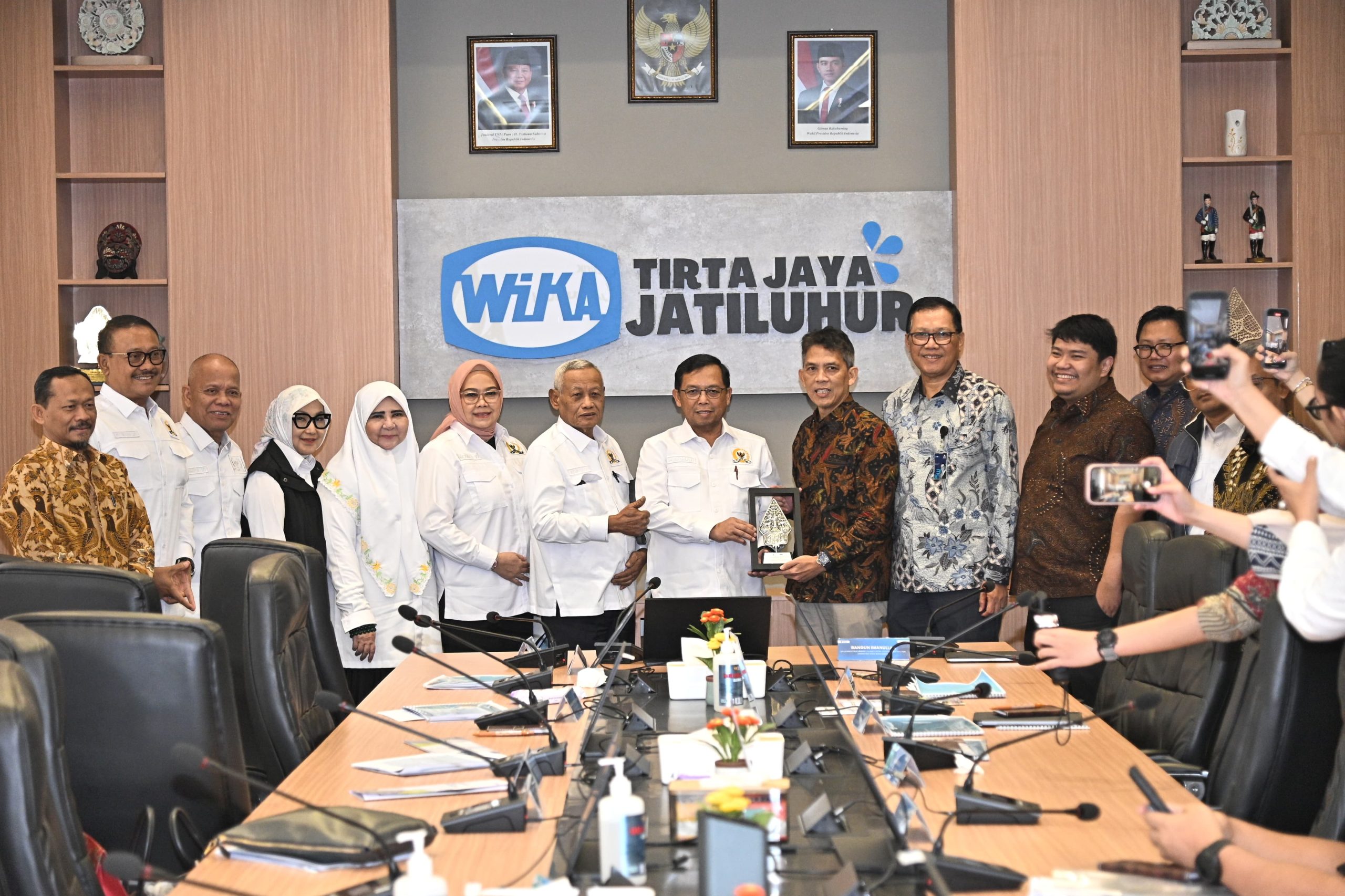 nevi-zuairina:-air-baku-dan-infrastruktur-spam-jatiluhur-dukung-industri-dan-permukiman-bekasi